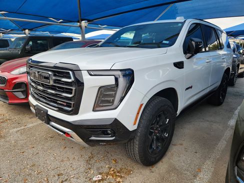 Used 2026 GMC Yukon AT4 w/ AT4 Premium Package image 2
