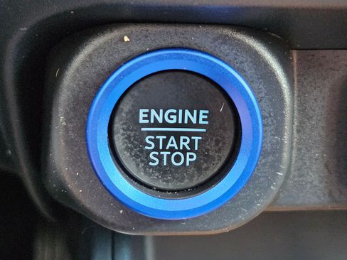 Used 2024 Ford Maverick Lariat FWD image 23