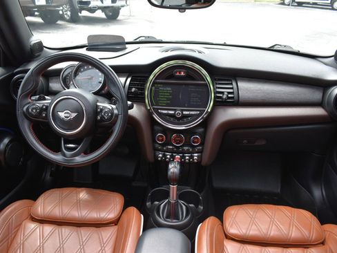 Used 2018 MINI Cooper S FWD image 13
