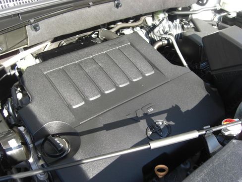 Used 2016 Toyota Highlander LE image 21