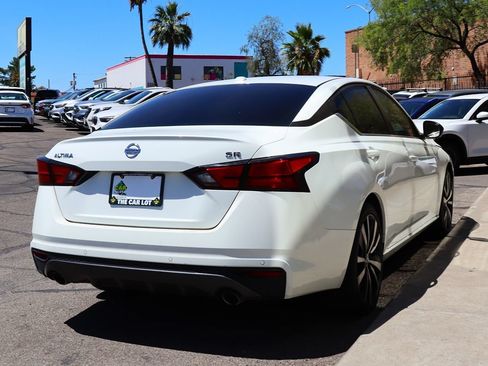 Used 2021 Nissan Altima 2.5 SR FWD image 13