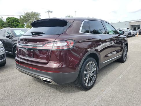 Used 2023 Lincoln Nautilus Reserve image 6