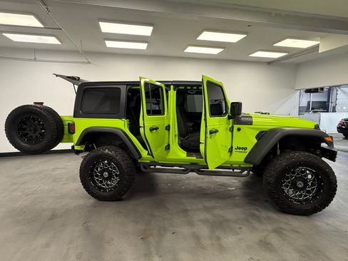Used 2021 Jeep Wrangler Unlimited Sport AWD/4WD image 28