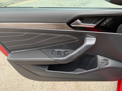 Certified 2024 Volkswagen Jetta SEL image 26