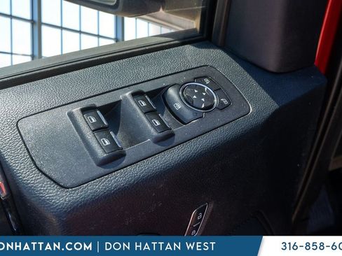 Used 2017 Ford F150 XLT w/ Equipment Group 302A Luxury AWD/4WD image 13