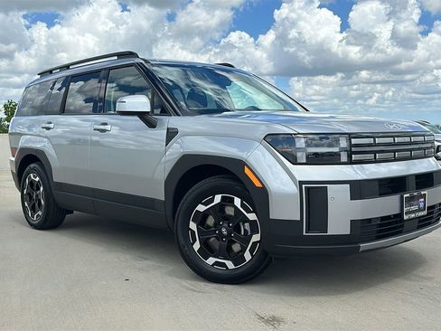 Used 2026 Hyundai Santa Fe SEL image 5