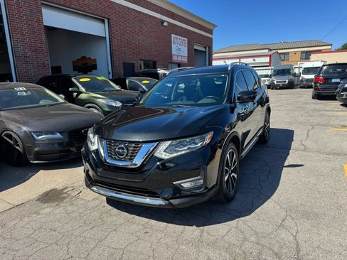 Used 2018 Nissan Rogue SL w/ Premium Package FWD image 1