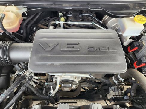 Used 2022 RAM 1500 Big Horn w/ Trailer Tow Group image 32