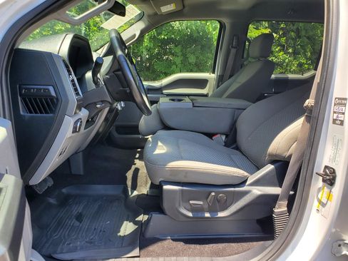 Used 2019 Ford F150 XLT w/ Equipment Group 302A Luxury AWD/4WD image 25