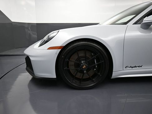 New 2026 Porsche 911 Carrera GTS image 12