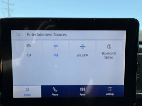 Used 2020 Ford Explorer XLT w/ Equipment Group 202A AWD/4WD image 17