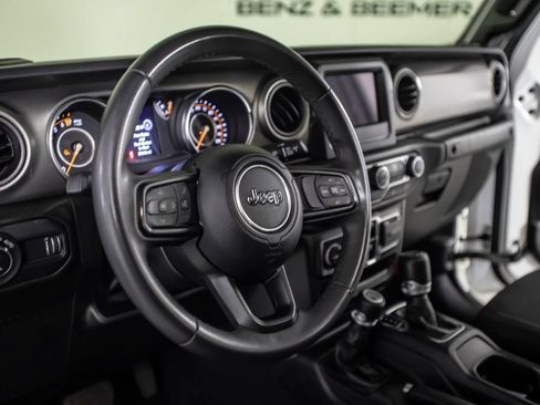 Used 2023 Jeep Gladiator Sport AWD/4WD image 20