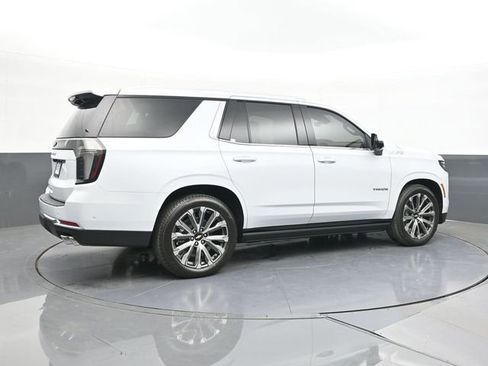 New 2026 Chevrolet Tahoe High Country AWD/4WD image 14