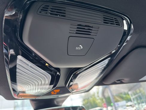 Used 2025 BMW M3 Competition w/ Executive Package image 38