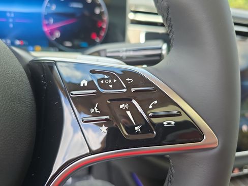 New 2026 Mercedes-Benz E 350 Sedan image 18