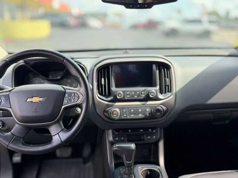Used 2018 Chevrolet Colorado Z71 RWD image 24