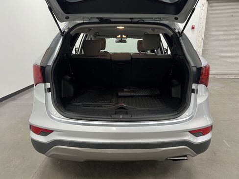 Used 2017 Hyundai Santa Fe Sport image 13