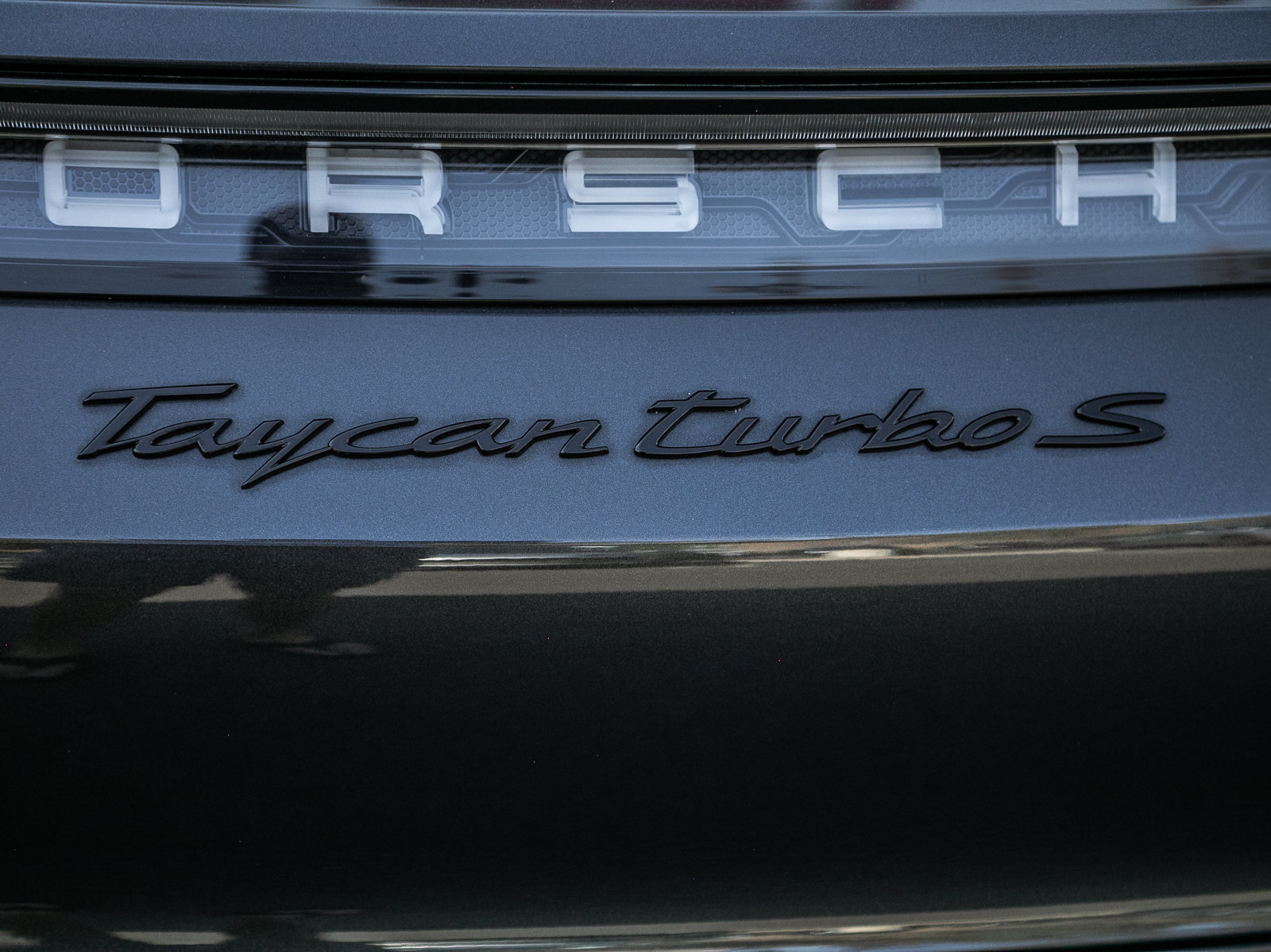 Used 2021 Porsche Taycan Turbo S AWD/4WD image 27