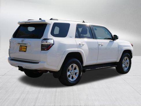 Certified 2024 Toyota 4Runner SR5 Premium image 8