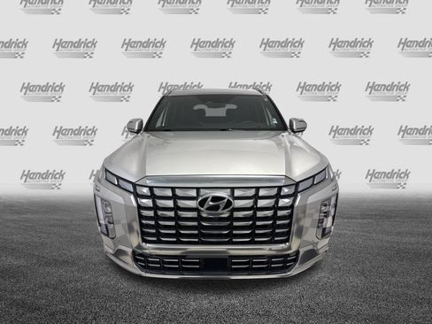 Used 2025 Hyundai Palisade Calligraphy AWD/4WD image 3