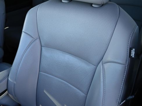 Used 2020 Honda Pilot Elite image 9