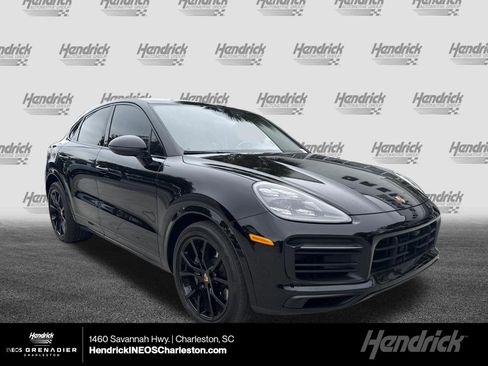 Used 2022 Porsche Cayenne S Platinum image 1
