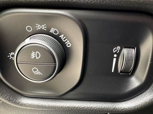 Used 2025 RAM 2500 Tradesman AWD/4WD image 19