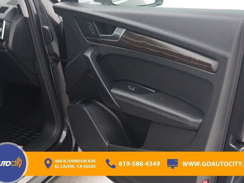 Used 2019 Audi Q5 2.0T Premium Plus w/ Premium Plus Package image 16