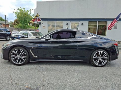 Used 2017 INFINITI Q60 2.0t w/ Moonroof Package image 7