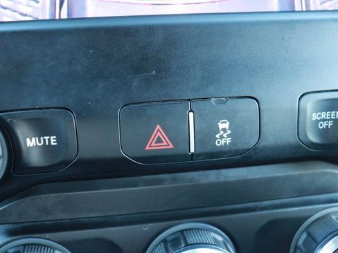 Used 2024 RAM 2500 Big Horn image 17