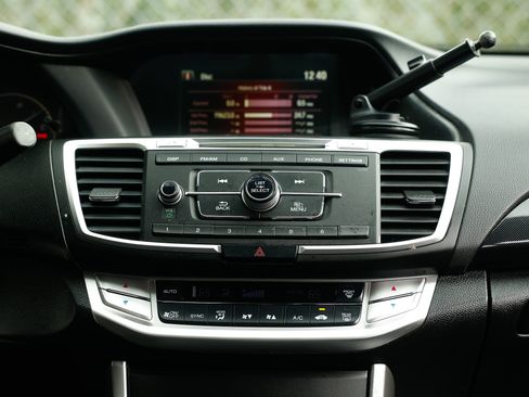 Used 2014 Honda Accord Sport image 37