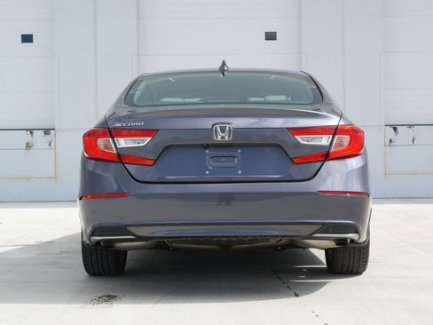 Used 2019 Honda Accord LX image 11