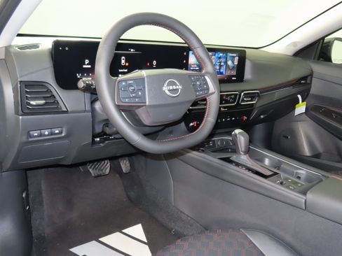 New 2026 Nissan Sentra SR w/ SR Premium Package image 19