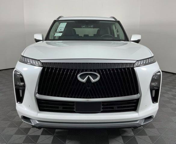 Certified 2026 INFINITI QX80 Luxe RWD image 2