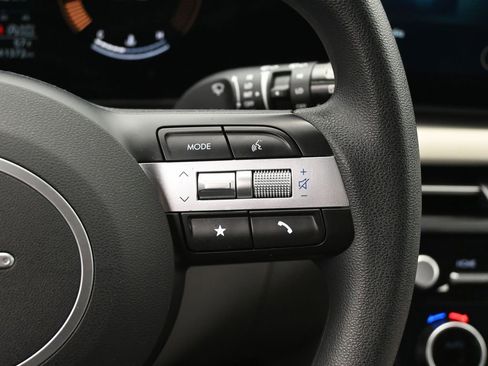 Used 2025 Hyundai Tucson SEL image 13