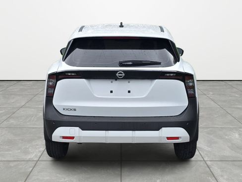 Used 2026 Nissan Kicks S FWD image 5