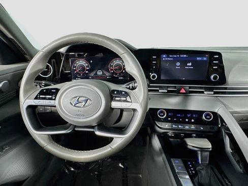 Used 2021 Hyundai Elantra SEL w/ Convenience Package FWD image 14