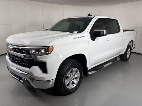 Used 2024 Chevrolet Silverado 1500 LT image 5