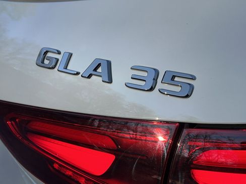 New 2026 Mercedes-Benz GLA 35 AMG 4MATIC image 29