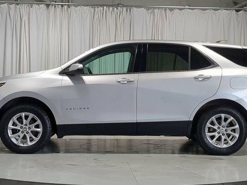 Used 2019 Chevrolet Equinox LT w/ Driver Convenience Package AWD/4WD image 6