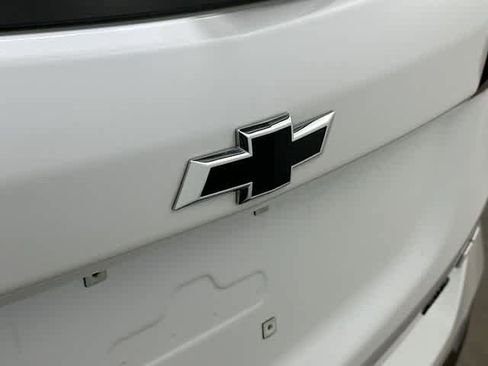 Used 2023 Chevrolet Equinox RS image 26