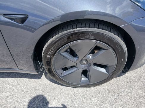 Used 2022 Tesla Model 3 Long Range AWD/4WD image 21