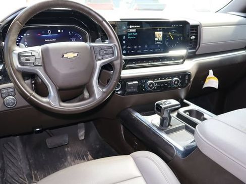 Used 2023 Chevrolet Silverado 1500 LTZ w/ LTZ Premium Texas Edition AWD/4WD image 5