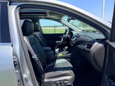 Used 2024 Chevrolet Equinox Premier AWD/4WD image 11