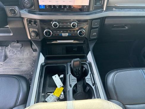 Used 2025 Ford F350 Platinum AWD/4WD image 21
