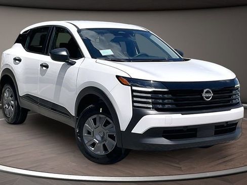 New 2026 Nissan Kicks S FWD image 2