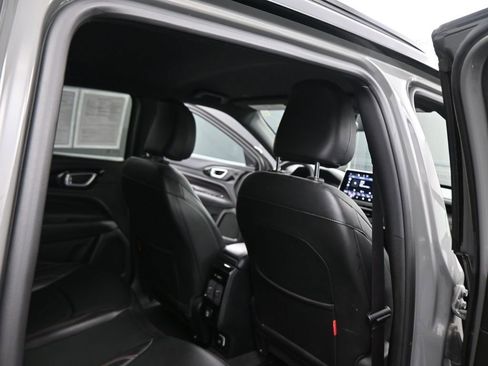 Used 2024 Jeep Compass Trailhawk image 44