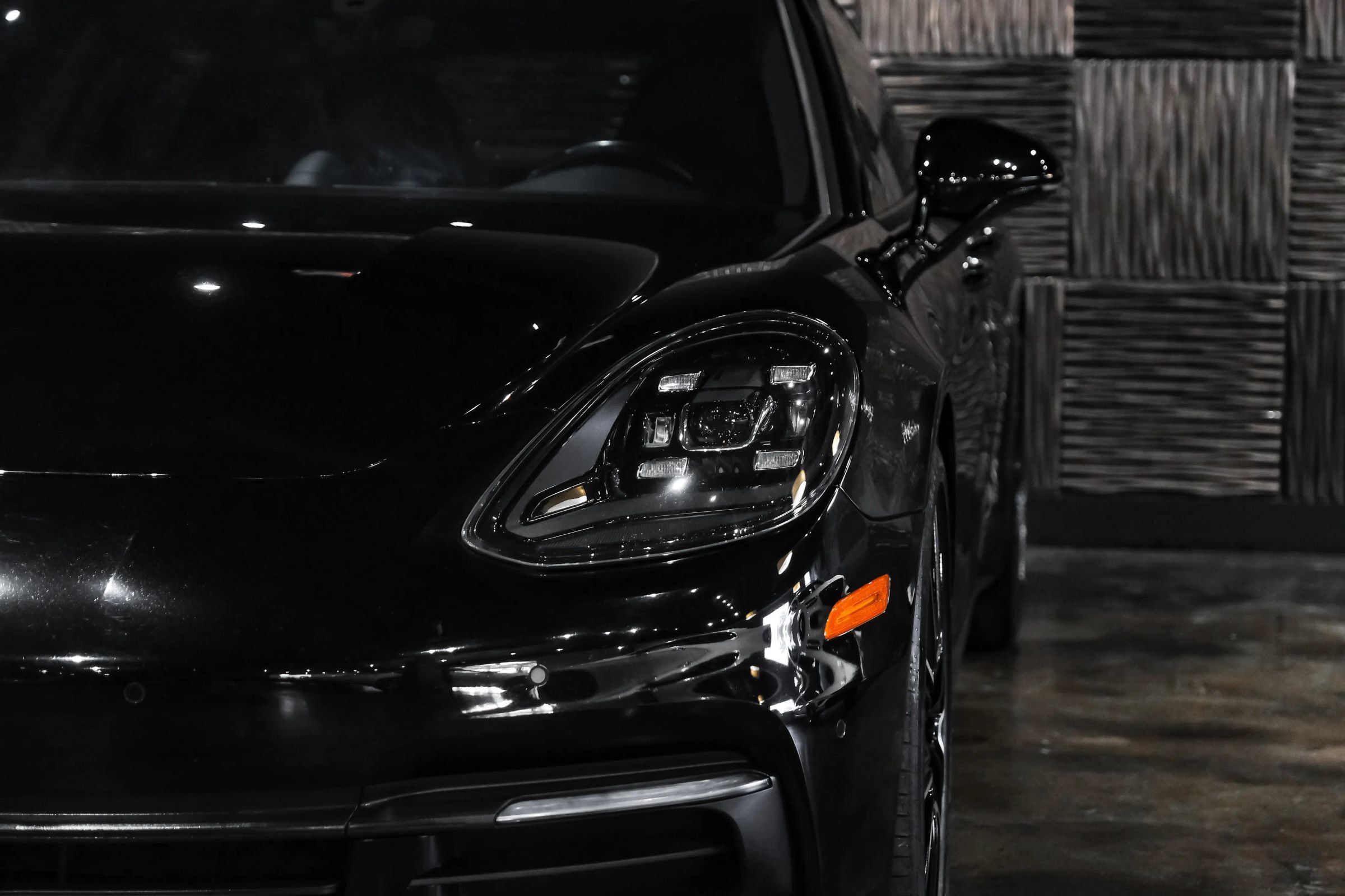 Used 2019 Porsche Panamera 4 AWD/4WD image 44
