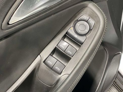 Used 2024 Buick Encore GX Preferred FWD image 18