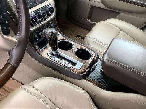 Used 2014 GMC Acadia Denali AWD/4WD image 16